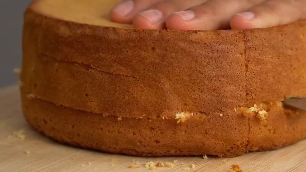 Stebuklingas migdolų tortas su grietinėlės-šokolado-sūrio kremu - dangus burnoje!